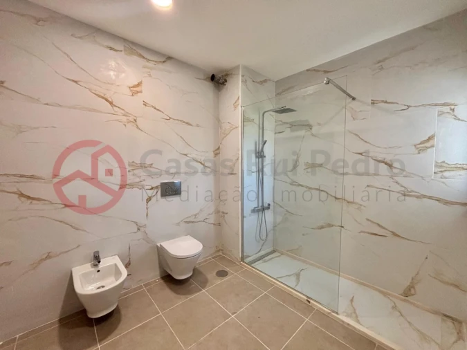 Moradia T3 para Venda em Alcochete Foto 28