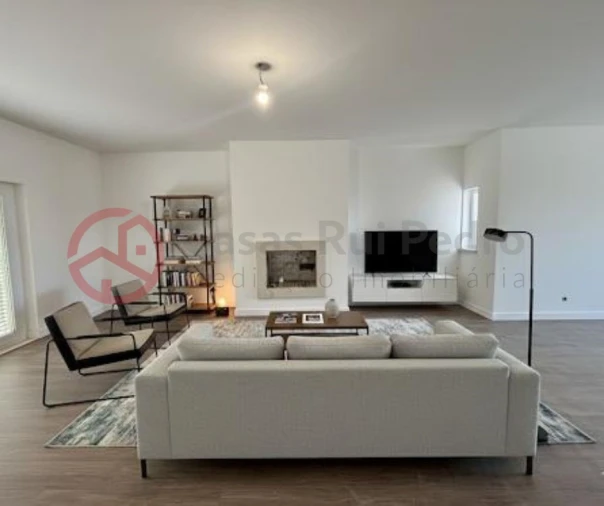 Moradia T3 para Venda em Alcochete Foto 3