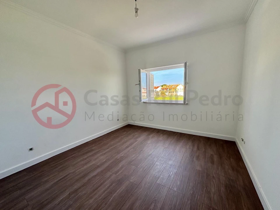 Moradia T3 para Venda em Alcochete Foto 23