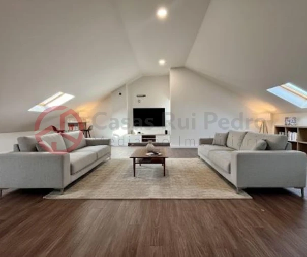 Moradia T3 para Venda em Alcochete Foto 2