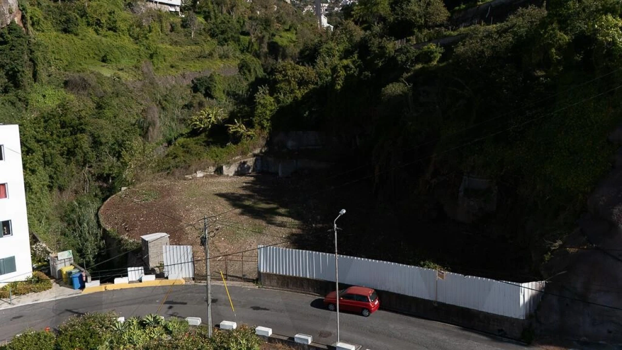 Terreno para Arrendamento em São Gonçalo Foto 12