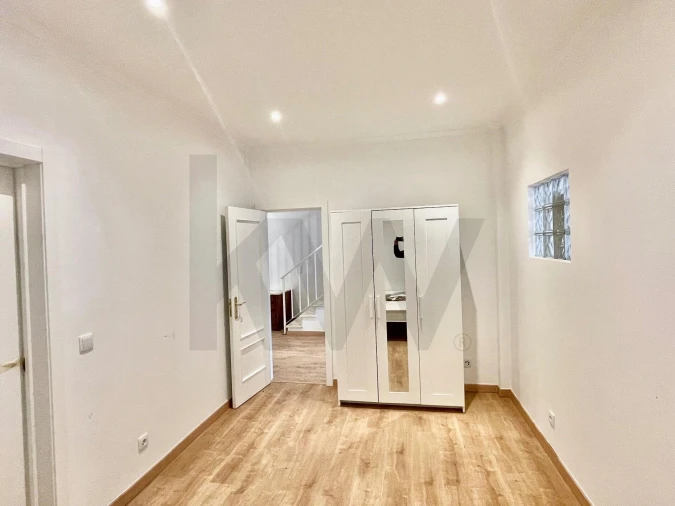 Apartamento T1 para Arrendamento em Ericeira Foto 10
