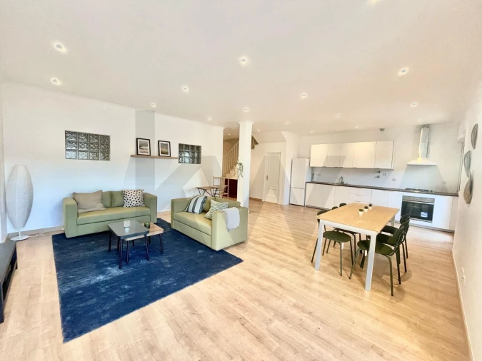 Apartamento T1 para Arrendamento em Ericeira Foto 1