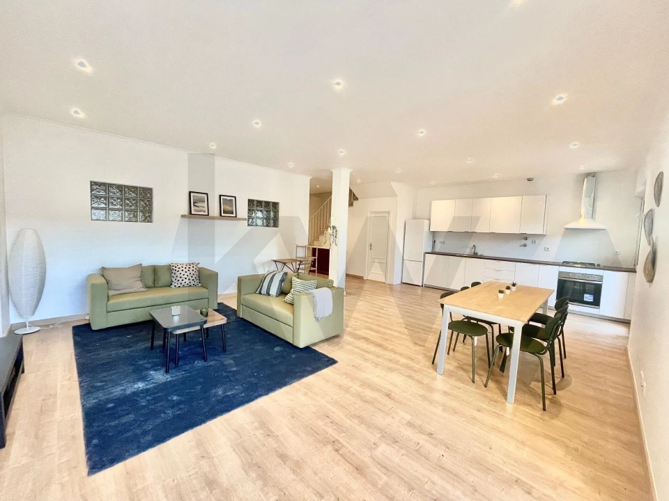 Apartamento T1 para Arrendamento em Ericeira Foto 2