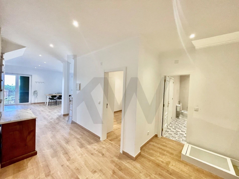 Apartamento T1 para Arrendamento em Ericeira Foto 8