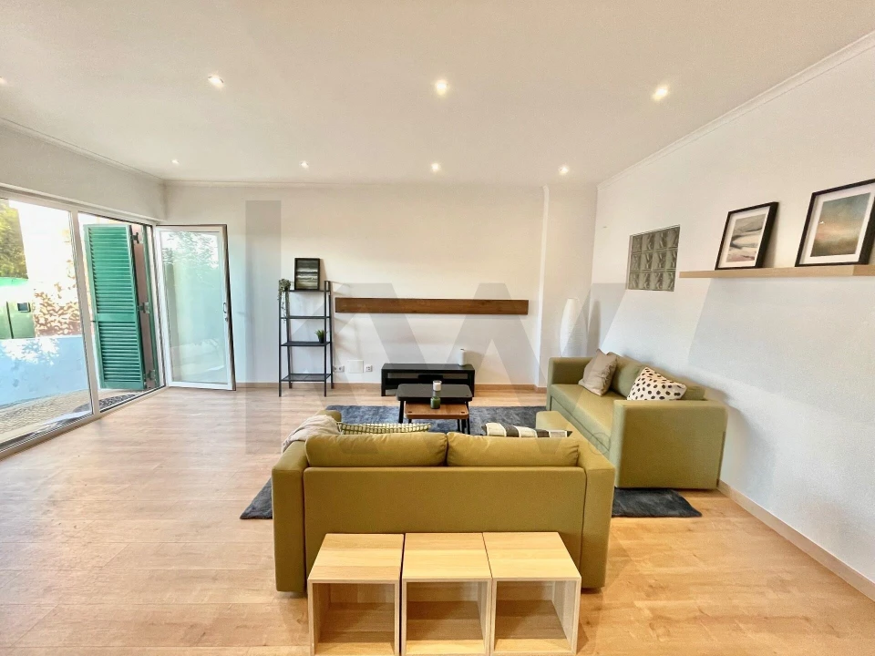 Apartamento T1 para Arrendamento em Ericeira Foto 3