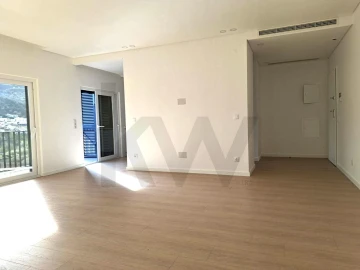 Apartamento T2 para Venda em Loures
