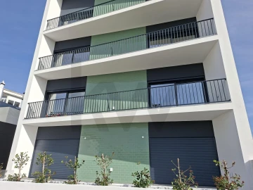 Apartamento T2 para Venda em Loures