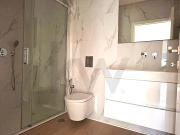 Apartamento T2 para Venda em Loures
