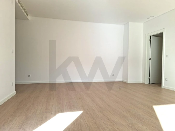Apartamento T2 para Venda em Loures Foto 25
