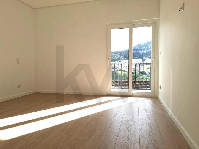 Apartamento T2 para Venda em Loures Foto 34