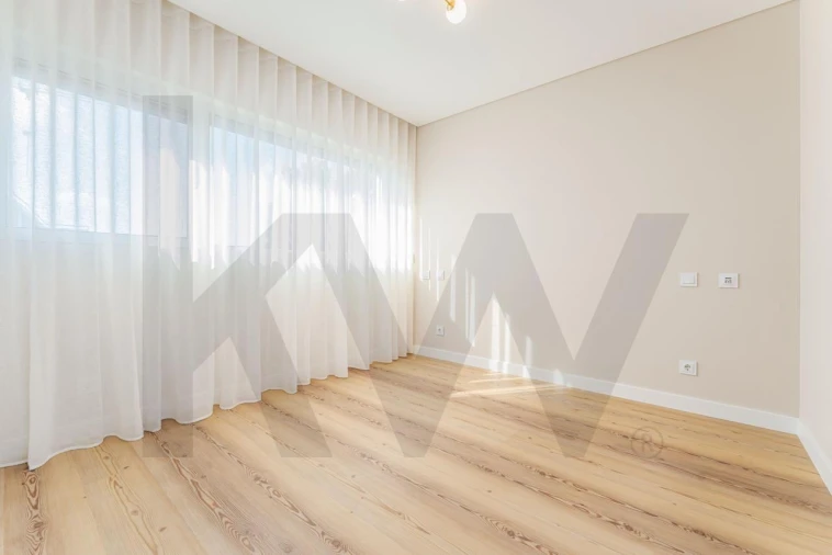 Apartamento T3 para Venda em Funchal (Santa Luzia) Foto 15