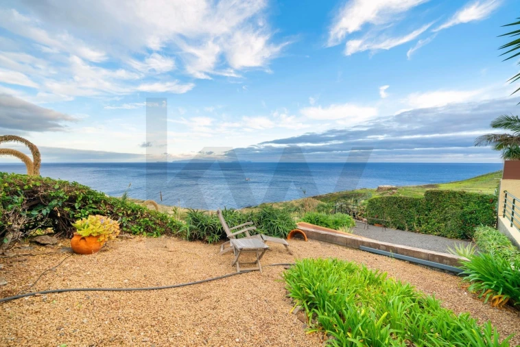 Moradia T2 para Venda em Caniço Foto 8