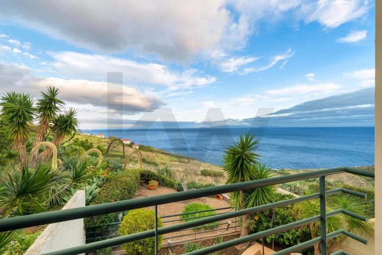 Moradia T2 para Venda em Caniço Foto 18