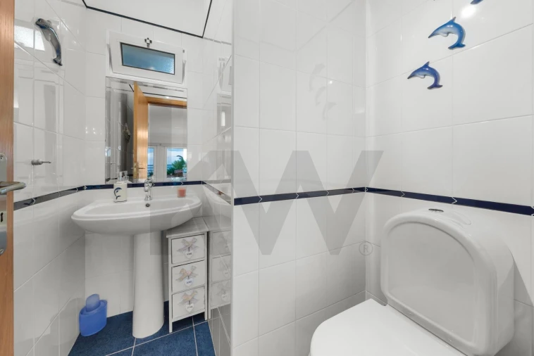 Moradia T2 para Venda em Caniço Foto 12