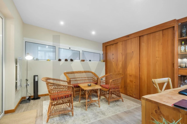 Moradia T2 para Venda em Caniço Foto 33