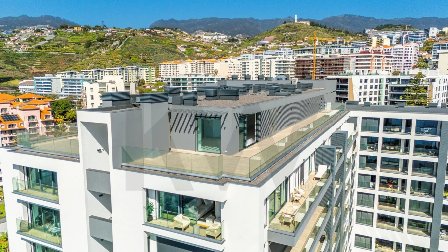 Apartamento T2 para Venda em São Martinho Foto 65
