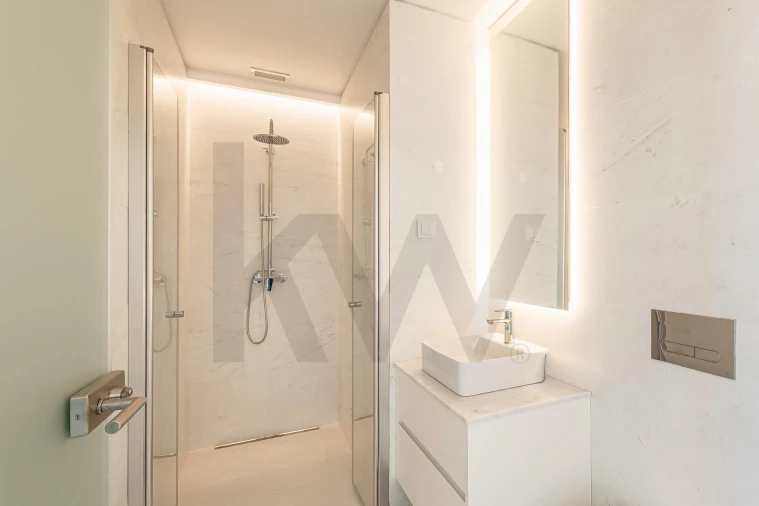 Apartamento T2 para Venda em São Martinho Foto 38