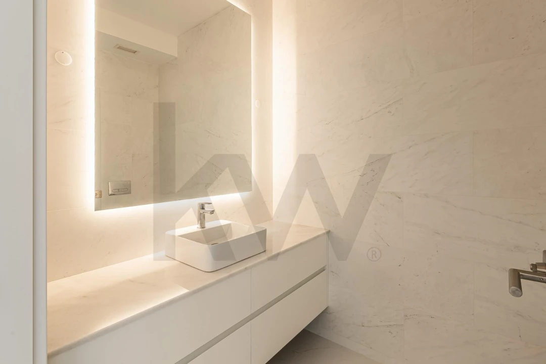 Apartamento T2 para Venda em São Martinho Foto 46