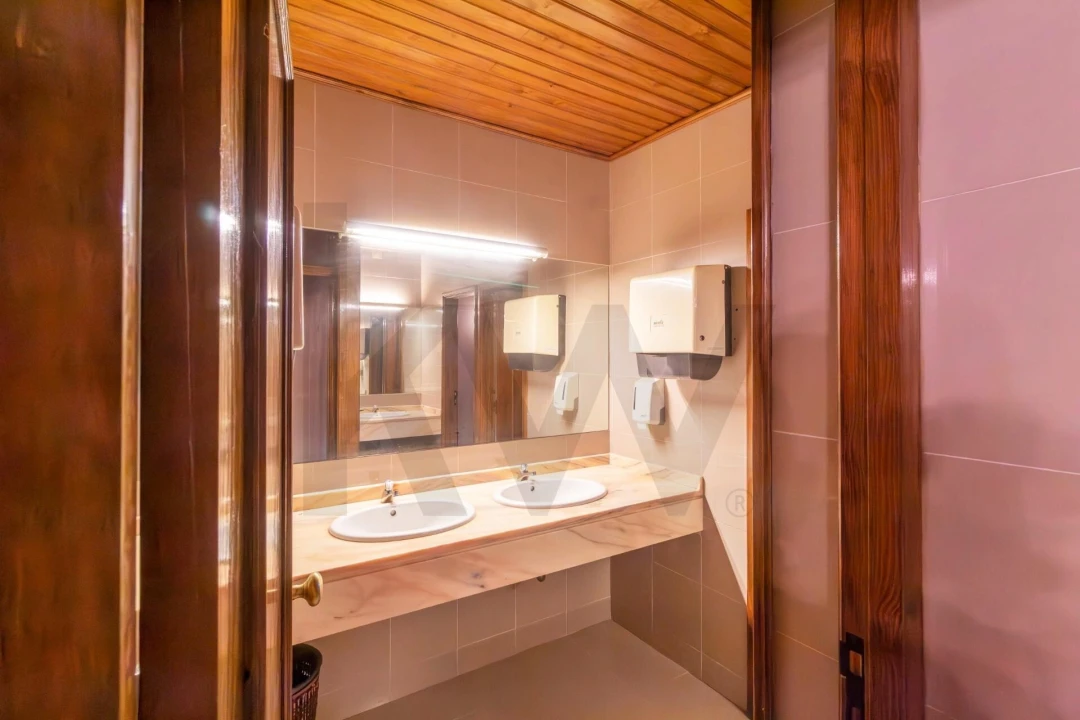 Moradia T3 para Venda em Lamelas e Guimarei Foto 53