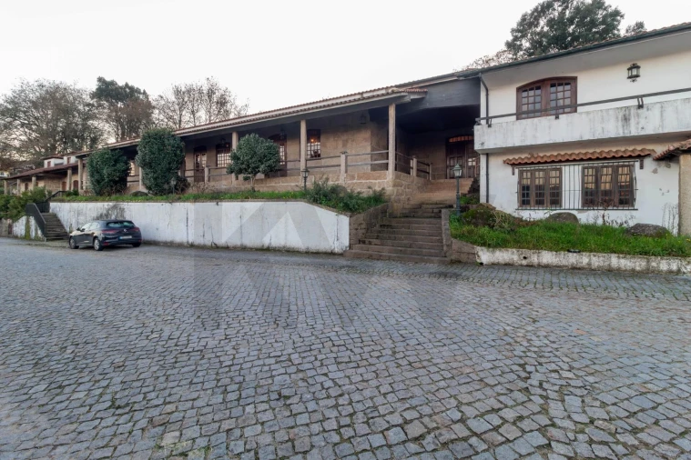 Moradia T3 para Venda em Lamelas e Guimarei Foto 94