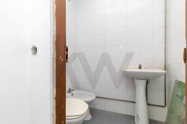 Moradia T3 para Venda em Lamelas e Guimarei Foto 20