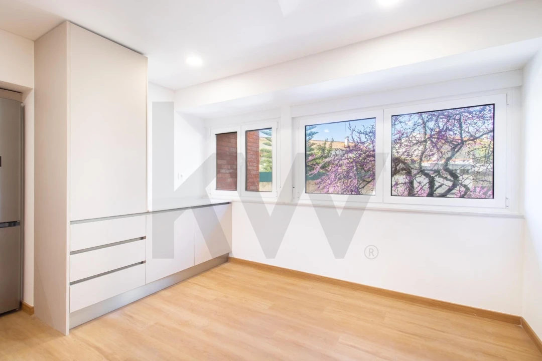 Apartamento T4 para Venda em Olivais Foto 6
