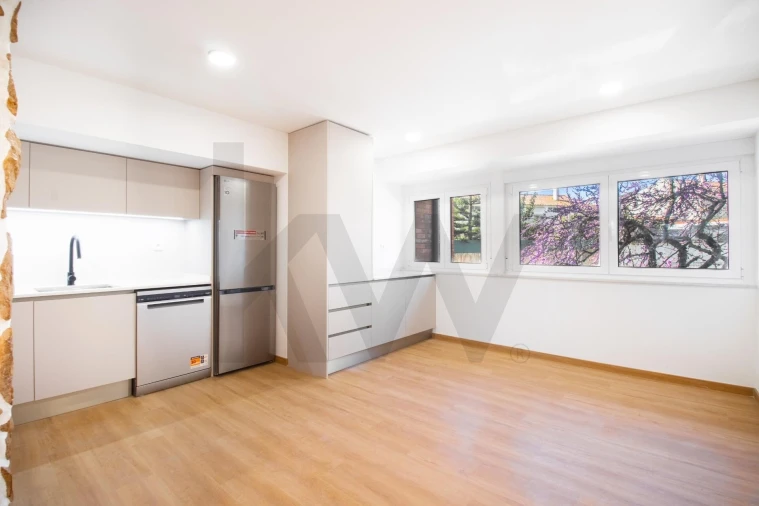 Apartamento T4 para Venda em Olivais Foto 4
