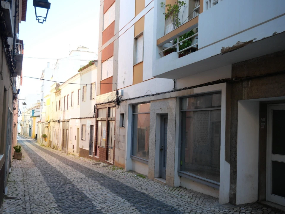Loja para Arrendamento em Portimão Foto 16