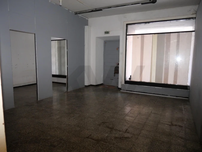 Loja para Arrendamento em Portimão Foto 13