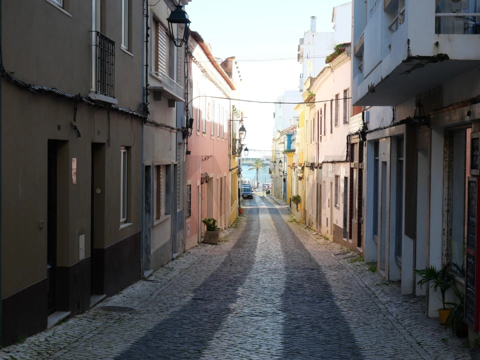 Loja para Arrendamento em Portimão Foto 14