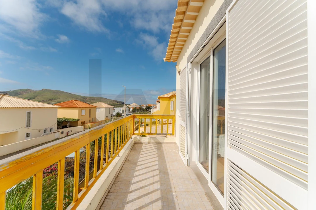 Moradia T3 para Venda em Porto Santo Foto 17