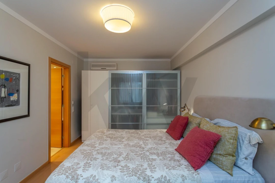 Apartamento T2 para Arrendamento em Lumiar Foto 9