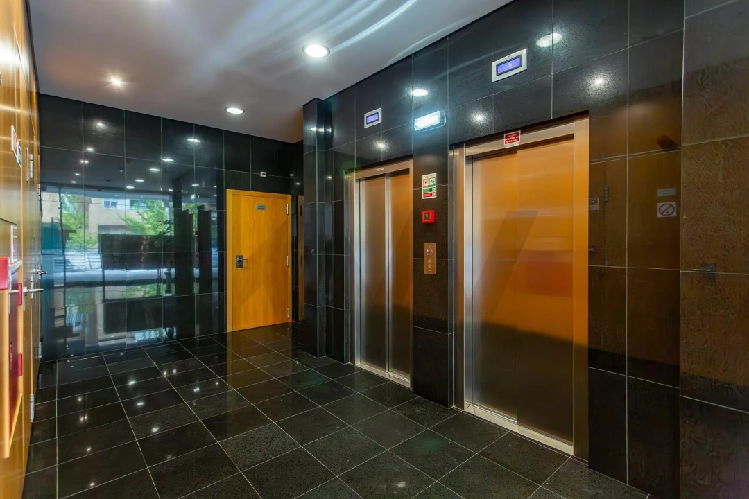 Apartamento T2 para Arrendamento em Lumiar Foto 19