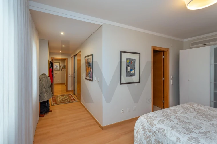 Apartamento T2 para Arrendamento em Lumiar Foto 12