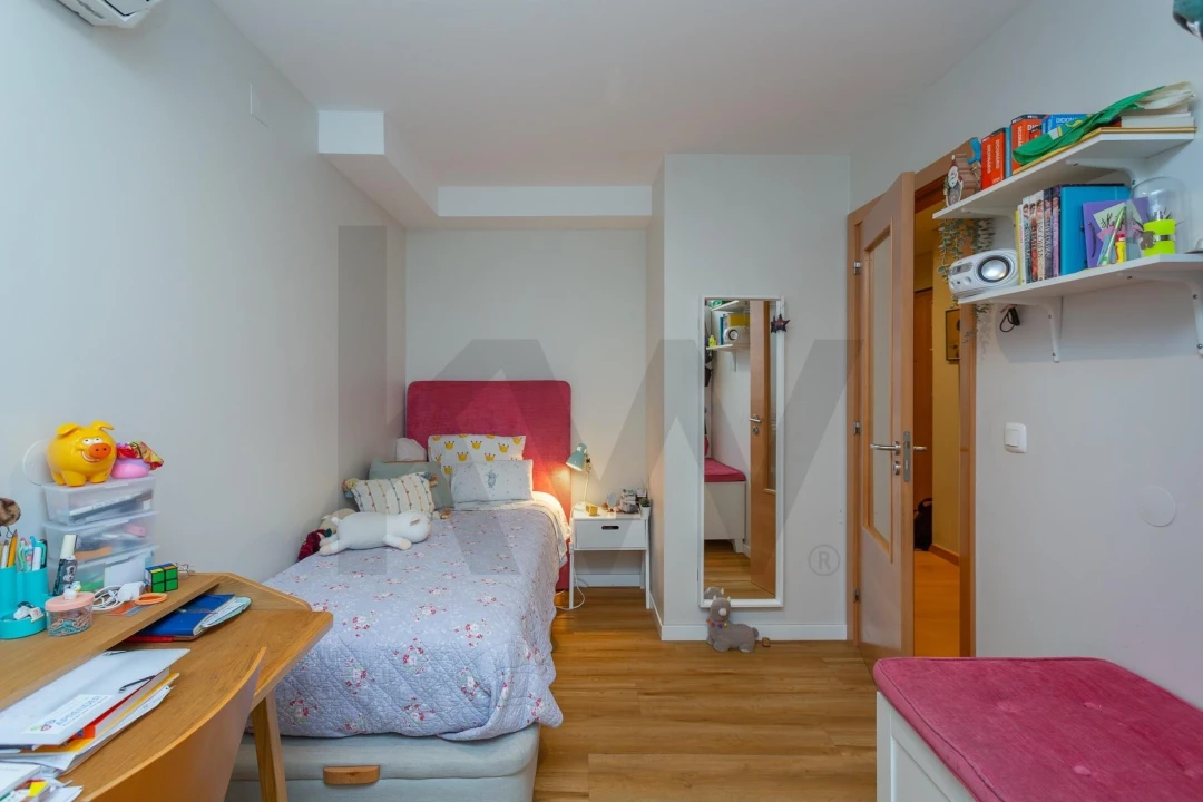 Apartamento T2 para Arrendamento em Lumiar Foto 14