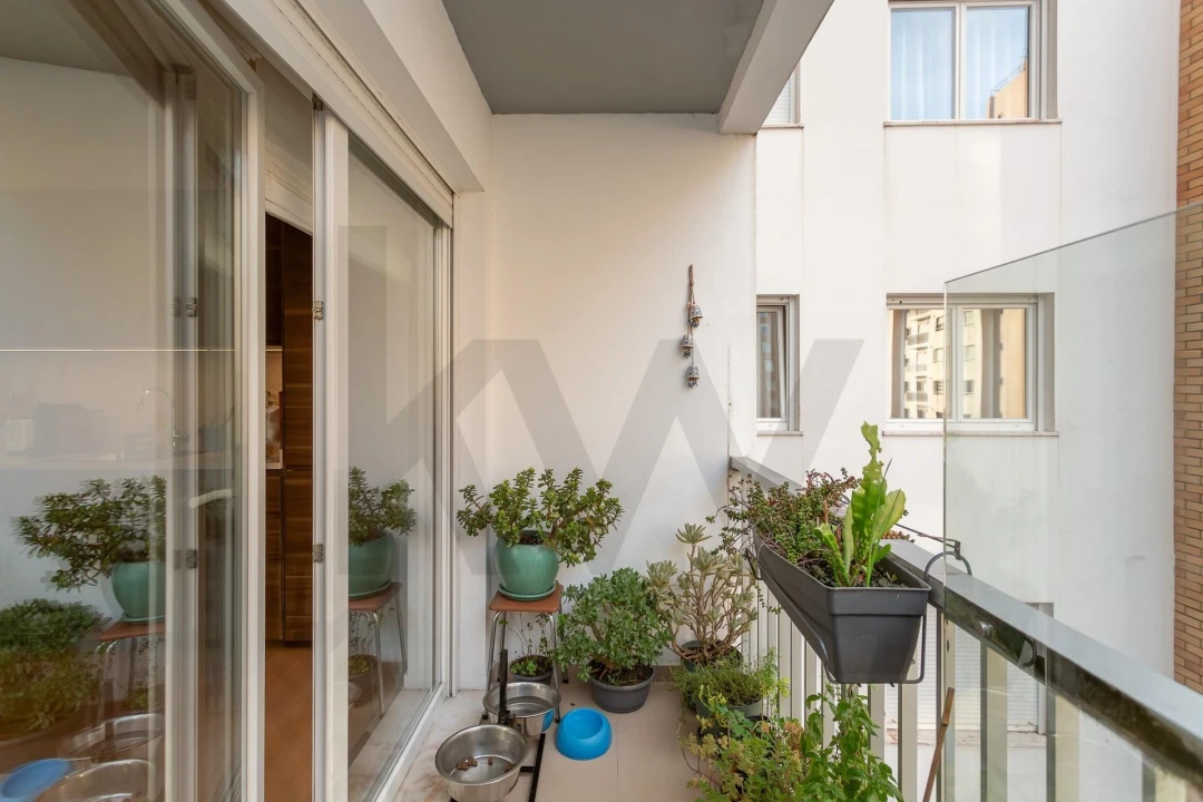 Apartamento T2 para Arrendamento em Lumiar Foto 18