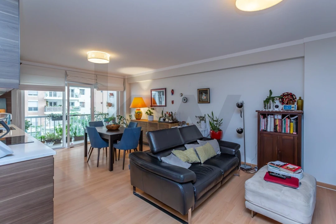 Apartamento T2 para Arrendamento em Lumiar Foto 6