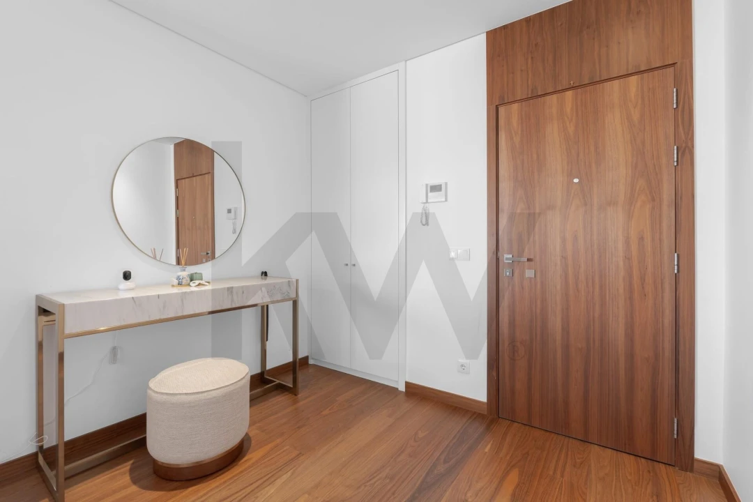 Apartamento T3 para Venda em Santa Maria da Feira, Travanca, Sanfins e Espargo Foto 2