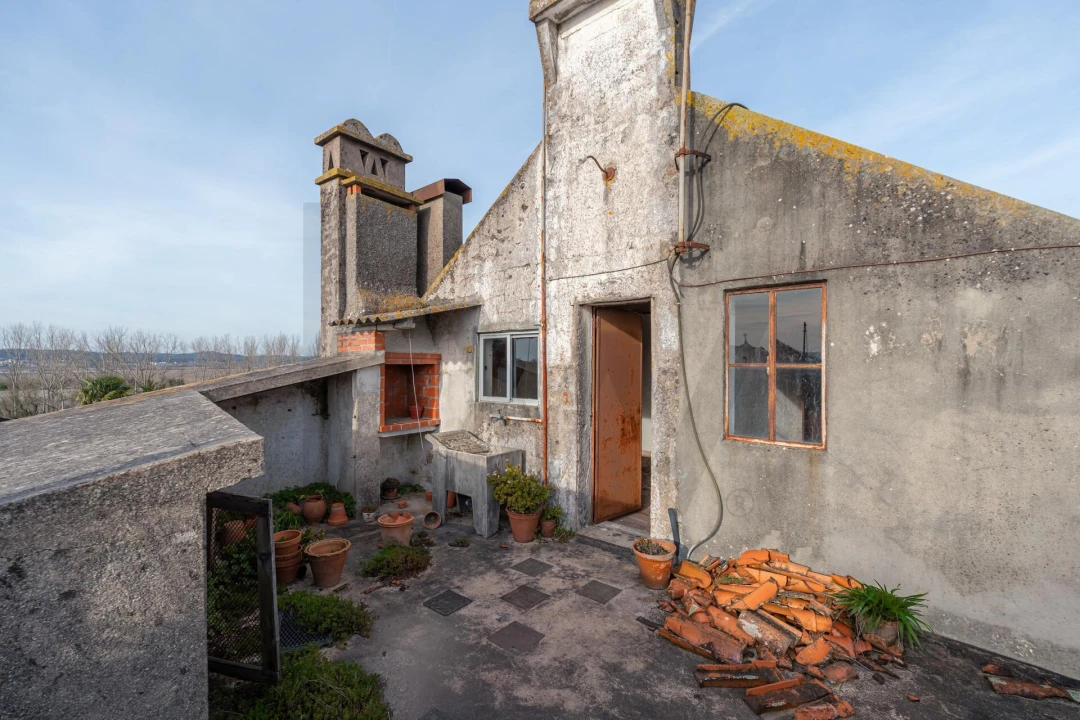 Moradia T5 para Venda em Santo Varão Foto 20