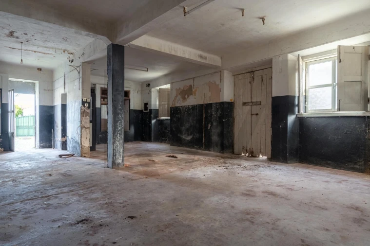 Moradia T5 para Venda em Santo Varão Foto 5