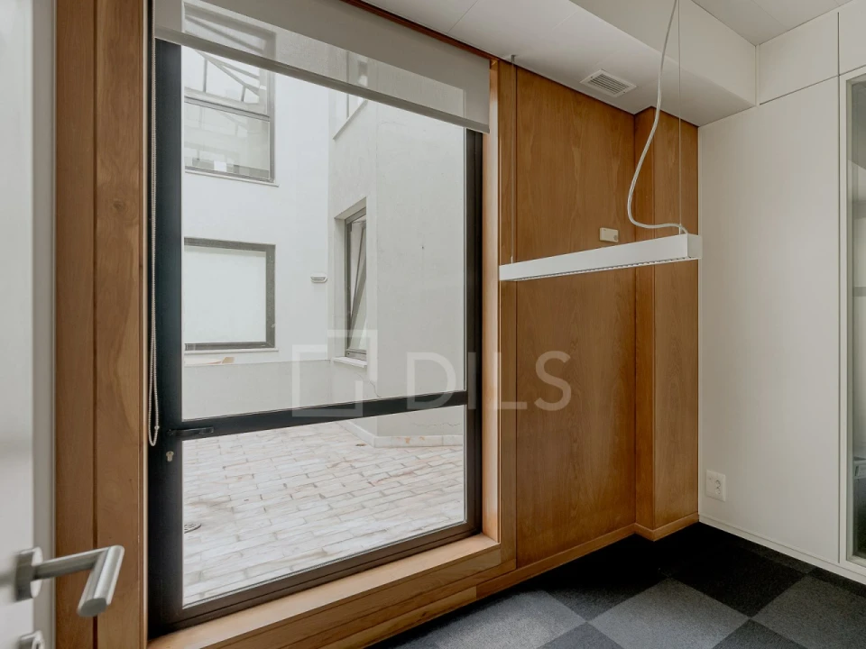 Escritório para Arrendamento em Alvalade Foto 11