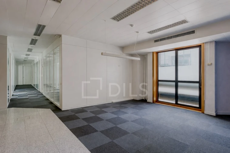 Escritório para Arrendamento em Alvalade Foto 6