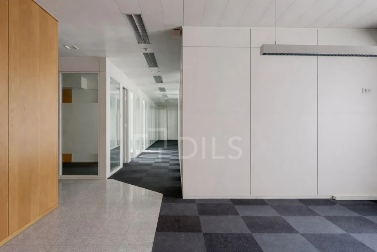 Escritório para Arrendamento em Alvalade Foto 8