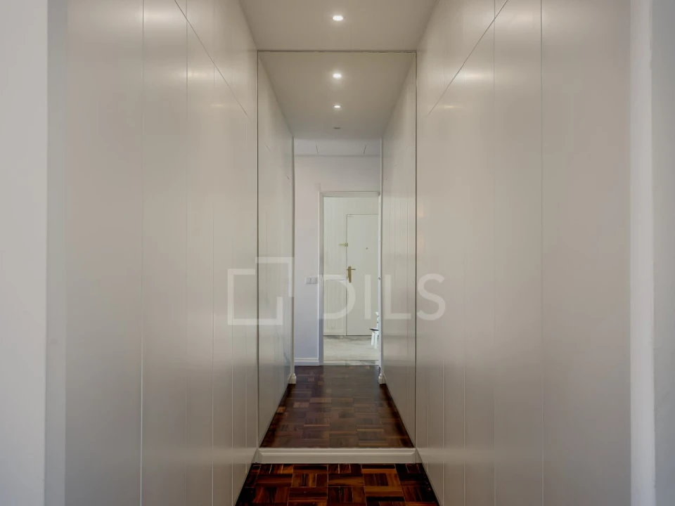 Apartamento T7 para Venda em Avenidas Novas Foto 26