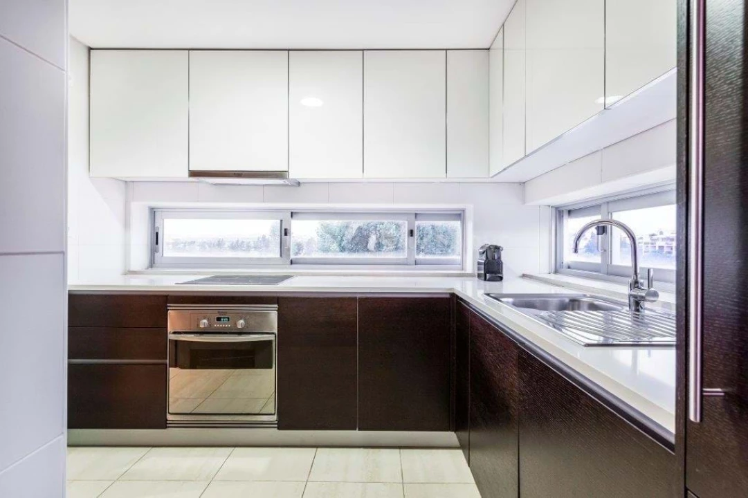 Apartamento T2 para Venda em Quarteira Foto 8