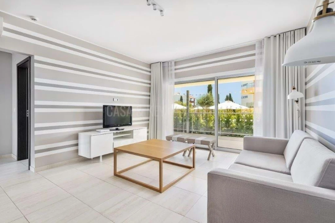 Apartamento T3 para Venda em Quarteira Foto 17