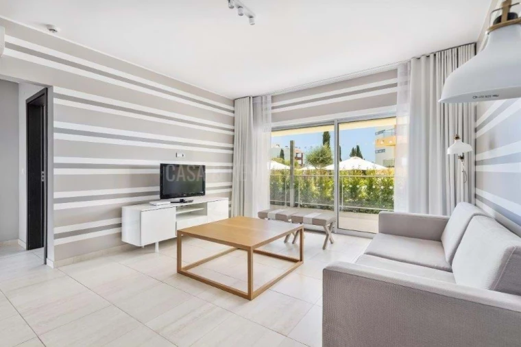 Apartamento T3 para Venda em Quarteira Foto 17