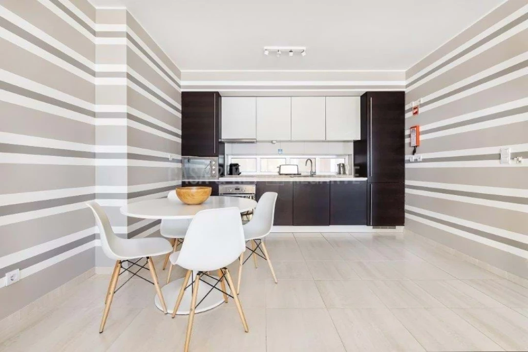 Apartamento T3 para Venda em Quarteira Foto 15