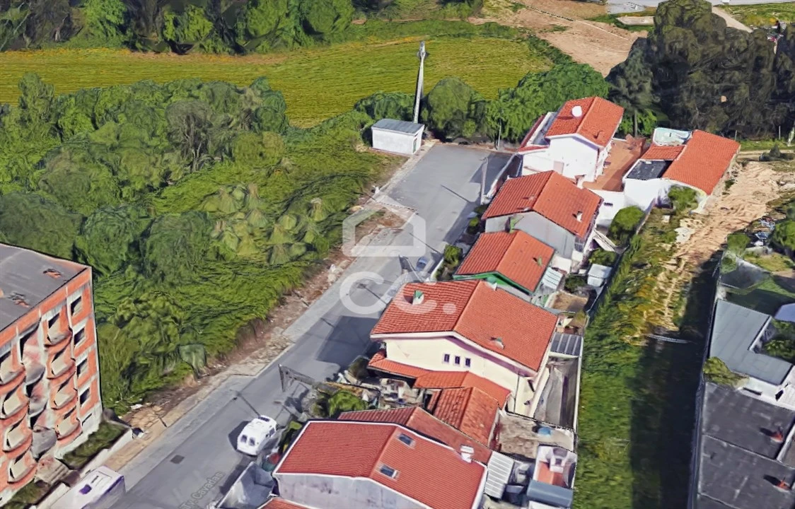 Terreno para Venda em Baguim do Monte (Rio Tinto) Foto 3